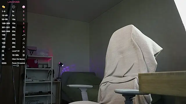 Louis Karlos online show from 24, 7, 2026