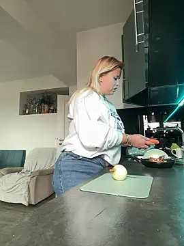 Aneri online show from 21, 4, 2026