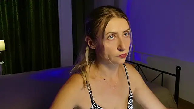 ZoeGrant online show from 6, 8, 2026