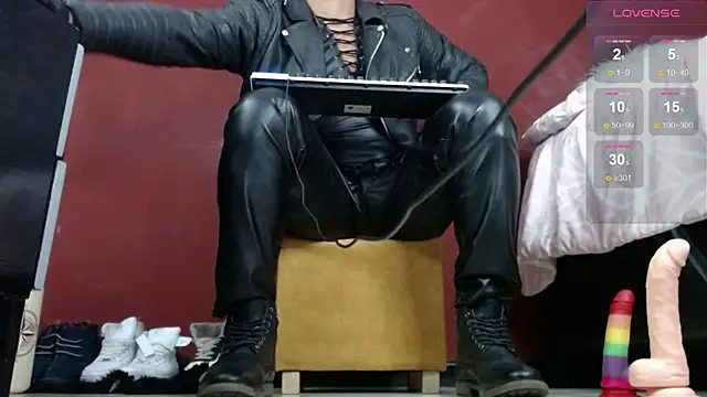 TomLover 12 online show from 29, 1, 2025