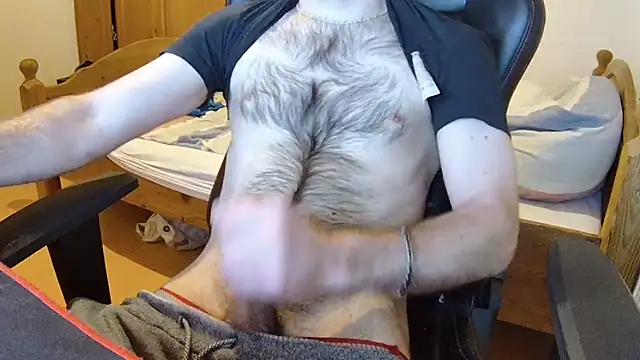 Snapshot of KmlBI26 chatting on 3, 3, 2026 KmlBI26 online show from 3, 3, 2026