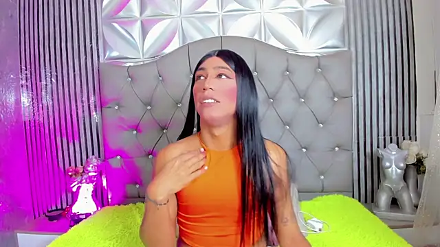 Lucia-sex online show from 5, 6, 2026