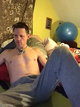 Snapshot of londonfuckwhore1 chatting on 26, 2, 2025 londonfuckwhore1 online show from 26, 2, 2025