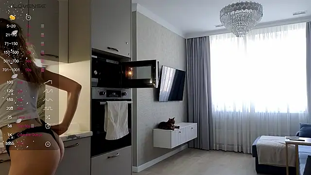 Alice Wonders online show from 9, 7, 2026