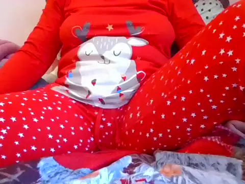 Snapshot of RealLittleRedRidingHood chatting on 20, 11, 2025 RealLittleRedRidingHood online show from 20, 11, 2025