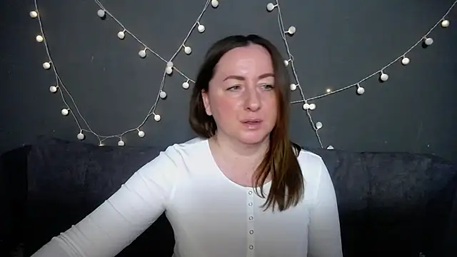 Abby Taylorr online show from 3, 12, 2025