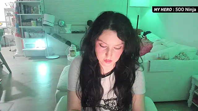 Vesaaa online show from 15, 10, 2025