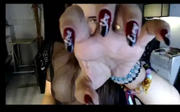 Snapshot of DivaMooree chatting on 12, 6, 2026 DivaMooree online show from 12, 6, 2026