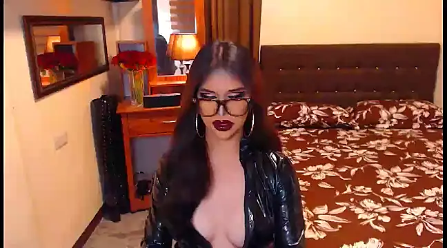 EXTREMELYDOM online show from 3, 12, 2024