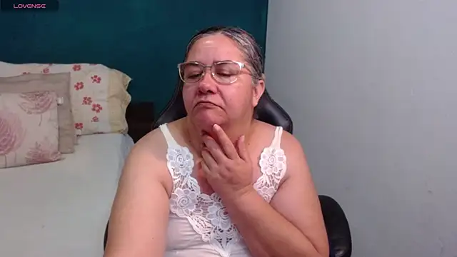 scaelettdubois online show from 30, 4, 2026