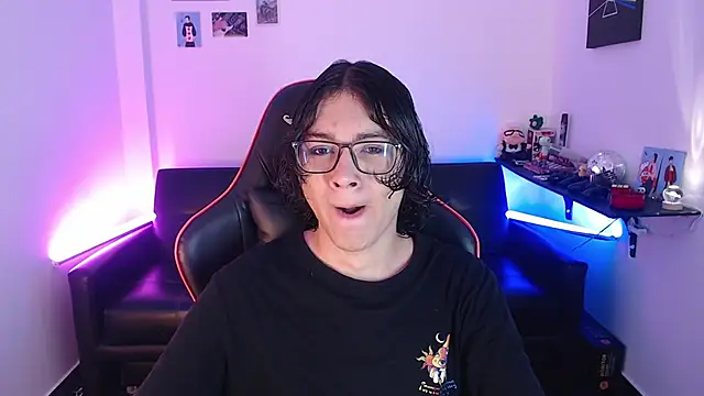 Snapshot of malik_harrison__ chatting on 5, 12, 2024 malik harrison online show from 5, 12, 2024