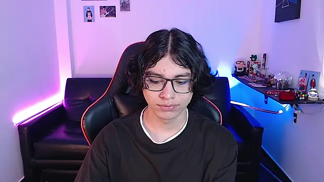 Snapshot of malik_harrison__ chatting on 13, 12, 2024 malik harrison online show from 13, 12, 2024