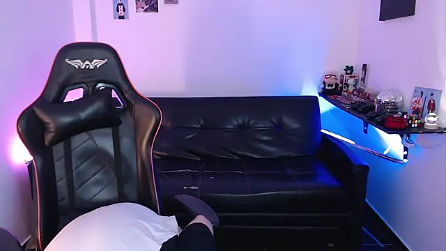 Snapshot of malik_harrison__ chatting on 16, 12, 2024 malik harrison online show from 16, 12, 2024