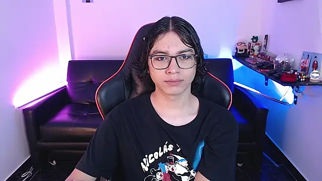 Snapshot of malik_harrison__ chatting on 18, 12, 2024 malik harrison online show from 18, 12, 2024