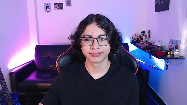 Snapshot of malik_harrison__ chatting on 25, 12, 2024 malik harrison online show from 25, 12, 2024