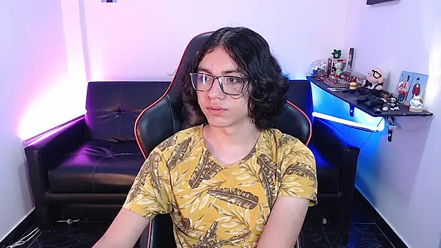 Snapshot of malik_harrison__ chatting on 9, 1, 2025 malik harrison online show from 9, 1, 2025