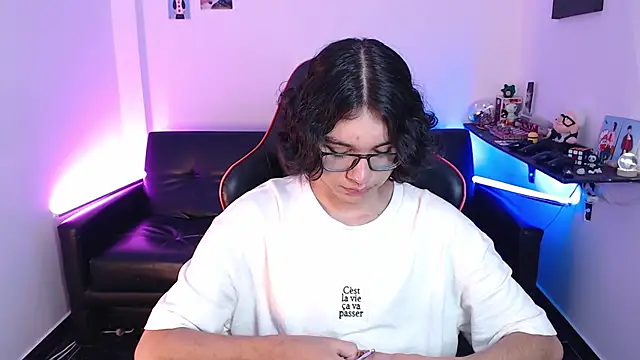 Snapshot of malik_harrison__ chatting on 10, 1, 2025 malik harrison online show from 10, 1, 2025