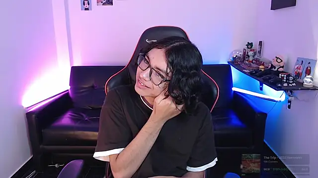 Snapshot of malik_harrison__ chatting on 11, 1, 2025 malik harrison online show from 11, 1, 2025