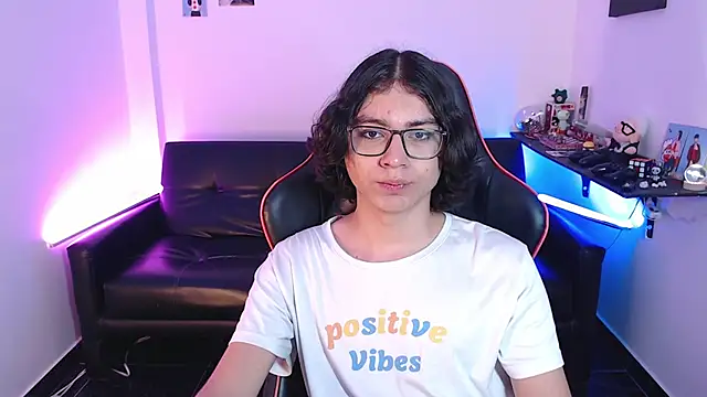 Snapshot of malik_harrison__ chatting on 13, 1, 2025 malik harrison online show from 13, 1, 2025