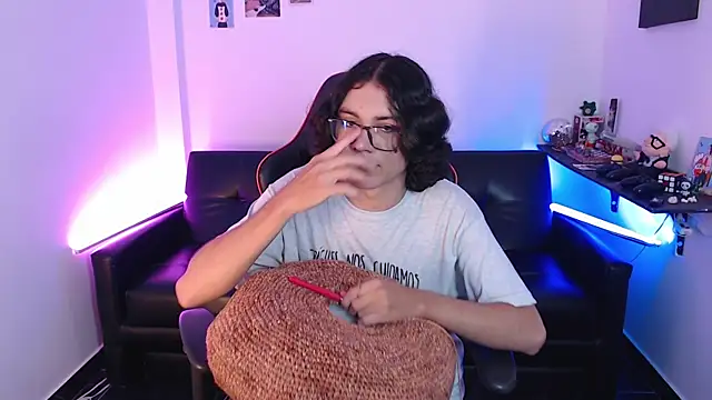 Snapshot of malik_harrison__ chatting on 15, 1, 2025 malik harrison online show from 15, 1, 2025