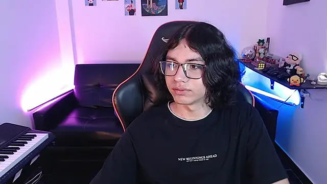 Snapshot of malik_harrison__ chatting on 17, 2, 2025 malik harrison online show from 17, 2, 2025