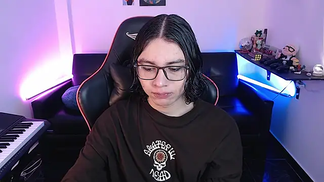 Snapshot of malik_harrison__ chatting on 21, 2, 2025 malik harrison online show from 21, 2, 2025