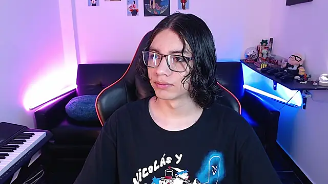 Snapshot of malik_harrison__ chatting on 25, 2, 2025 malik harrison online show from 25, 2, 2025