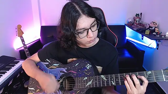 Snapshot of malik_harrison__ chatting on 7, 3, 2025 malik harrison online show from 7, 3, 2025