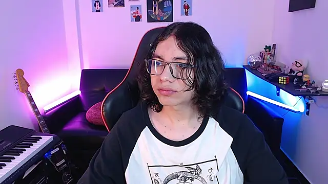 Snapshot of malik_harrison__ chatting on 18, 3, 2025 malik harrison online show from 18, 3, 2025