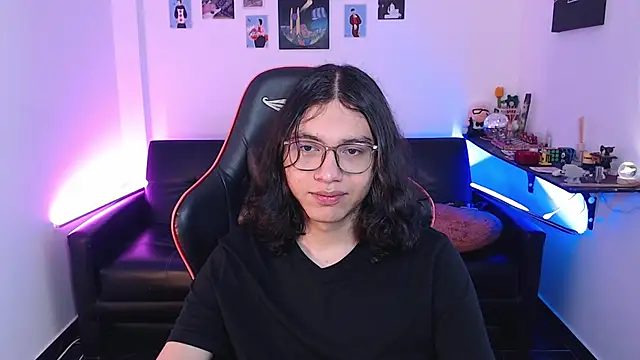 Snapshot of malik_harrison__ chatting on 19, 9, 2025 malik harrison online show from 19, 9, 2025