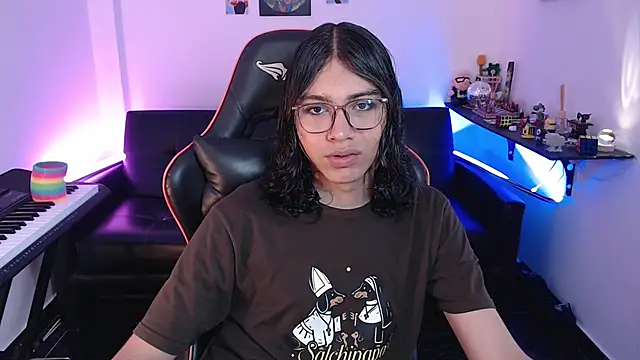 Snapshot of malik_harrison__ chatting on 4, 11, 2025 malik harrison online show from 4, 11, 2025