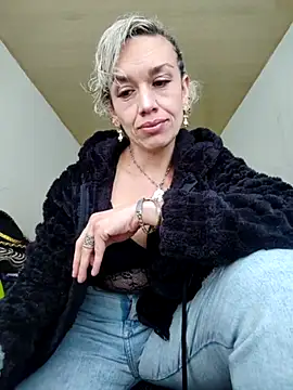 Snapshot of sexymarilyncolombia chatting on 13, 3, 2025 sexymarilyncolombia online show from 13, 3, 2025