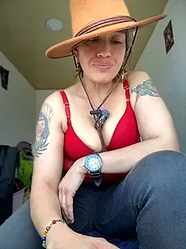 sexymarilyncolombia online show from 24, 5, 2026