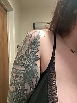 Snapshot of Cumming_atme chatting on 24, 10, 2025 Cumming atme online show from 24, 10, 2025