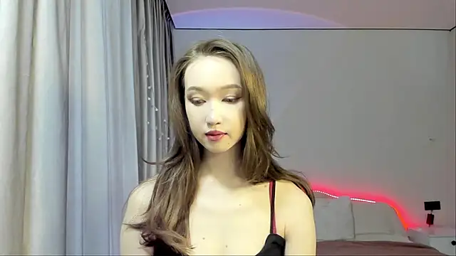  luna 022 online show from 13, 2, 2025