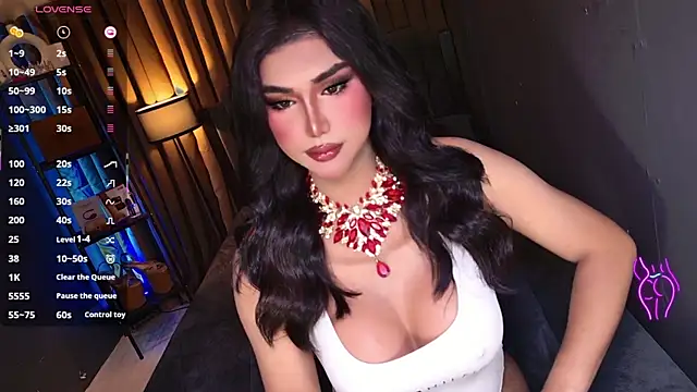 Snapshot of SexGoddess_Celine chatting on 18, 10, 2025 SexGoddess Celine online show from 18, 10, 2025