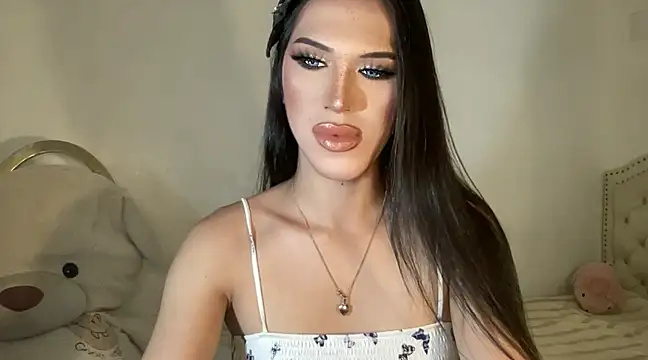 Ts glamxxxx online show from 22, 2, 2025