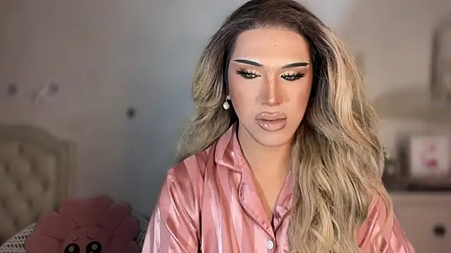 Ts glamxxxx online show from 22, 11, 2025