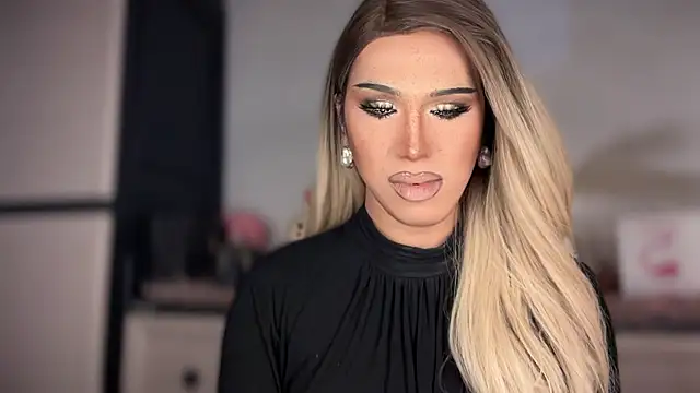 Ts glamxxxx online show from 10, 1, 2026