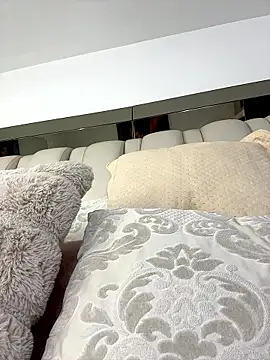 ALISSON FOXXX1 online show from 12, 1, 2026