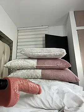 ALISSON FOXXX1 online show from 28, 4, 2026