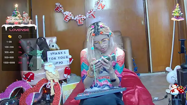 Skinygirl online show from 15, 12, 2024