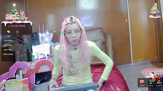 Skinygirl online show from 3, 2, 2025