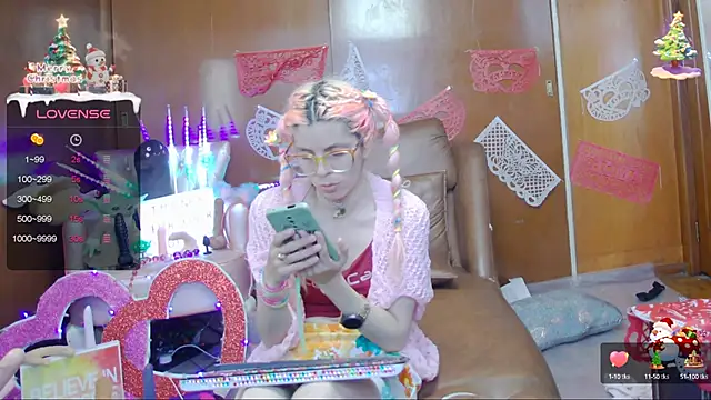 Skinygirl online show from 7, 2, 2025