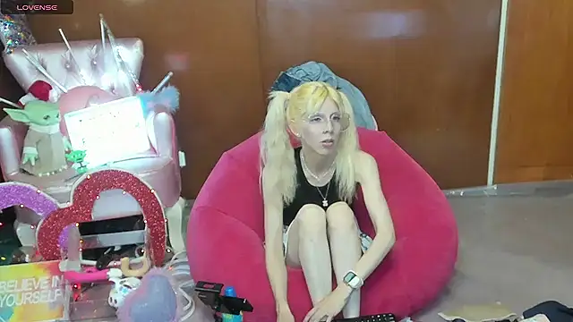 Skinygirl online show from 1, 5, 2026