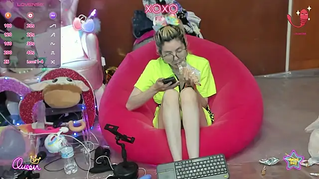 Skinygirl online show from 2, 8, 2026