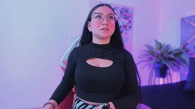 lucy neil online show from 15, 1, 2026