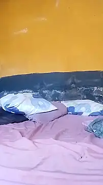 Snapshot of LULE37587001 chatting on 2, 2, 2026 LULE37587001 online show from 2, 2, 2026