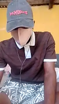 Snapshot of LULE37587001 chatting on 22, 2, 2026 LULE37587001 online show from 22, 2, 2026