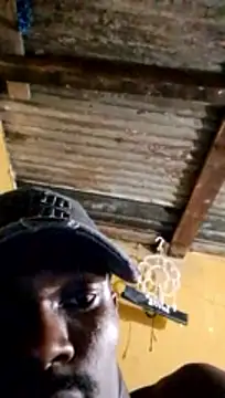 Snapshot of LULE37587001 chatting on 3, 3, 2026 LULE37587001 online show from 3, 3, 2026